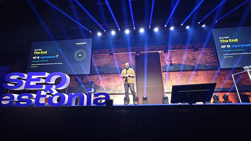 Emilio Takas on the stage of SEO Estonia 2026
